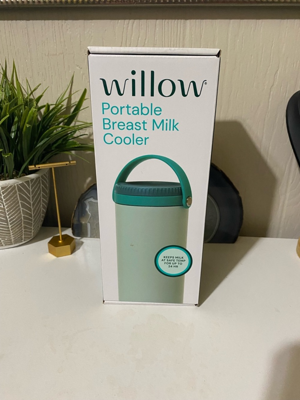 Willow Portable Breast Milk Cooler - Teal and Mint